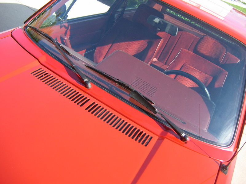 Illustration for article titled What's This Engine Bay?